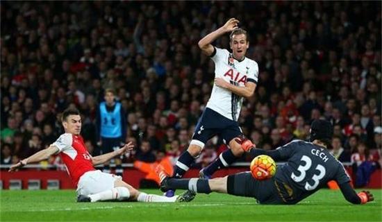 两人的对决 两人的对决